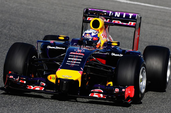 Daniel Ricciardo - Red Bull - RB10 - Test Jerez 2014 