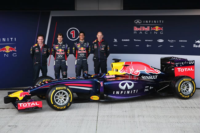 Presentación - Red Bull - RB10 - 4