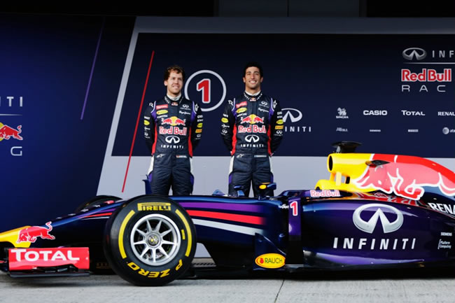 Presentación - Red Bull - RB10 - 6