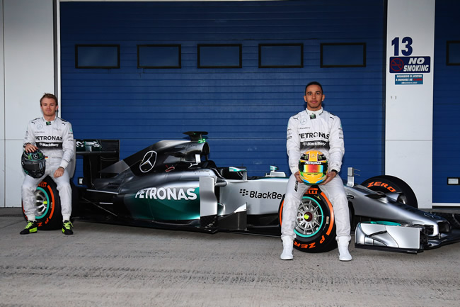 Presentación - Mercedes AMG F1 - W05 - 9