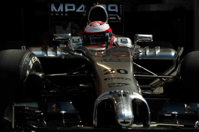 Kevin Magnussen - Test - Bahréin - día 1- McLaren - 2014