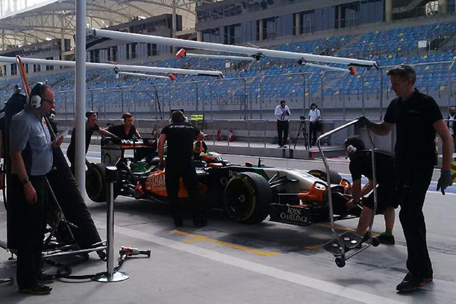 Sergio Pérez - Test Bahréin 2 - Primer día - 5 - 2014 - Sahara Force India