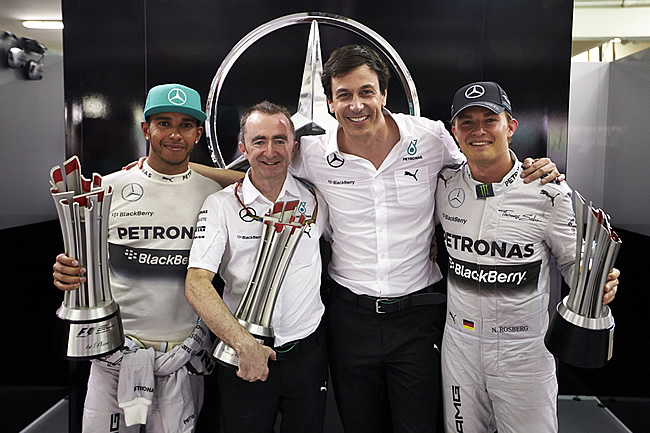 Lewis Hamilton - Nico Rosberg - Toto Wolff - Paddy Lowe - Gran Premio de Malasia - Sepang - 2014 - Domingo