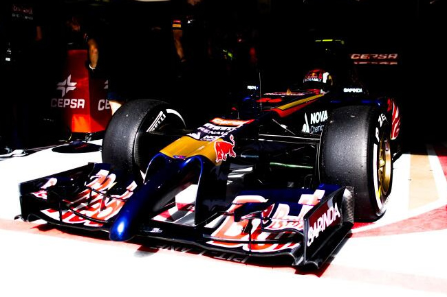 Daniil Kvyat - Toro Rosso - Test temporada 2014 - día 1