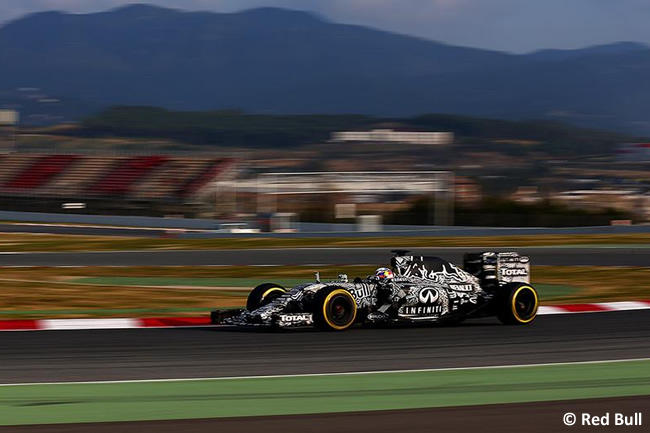 Daniel Ricciardo - Red Bull - Test Pretemporada Barcelona 2015 - Día 2