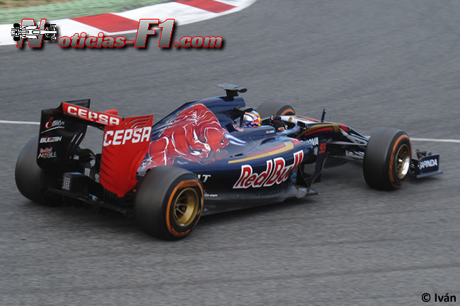 Carlos Sainz Jr - Toro Rosso - STR10 - www.noticias-f1.com
