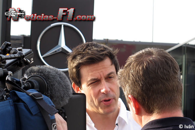 Toto Wolff - Mercedes - 2015 - www.noticias-f1.com