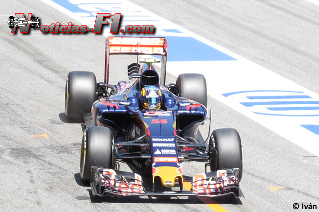 Carlos Sainz - Toro Rosso - 2015 - www.noticias-f1.com