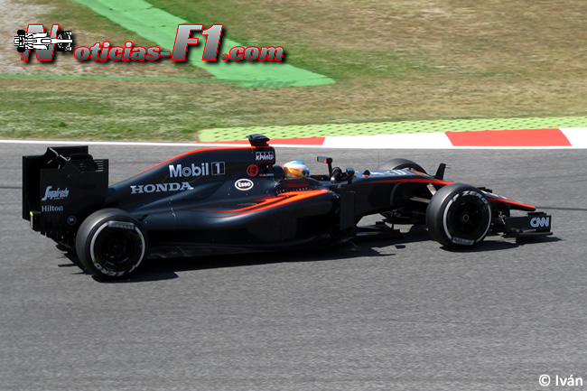 Fernando Alonso - McLaren - MP4-30 - www.noticias-f1.com 