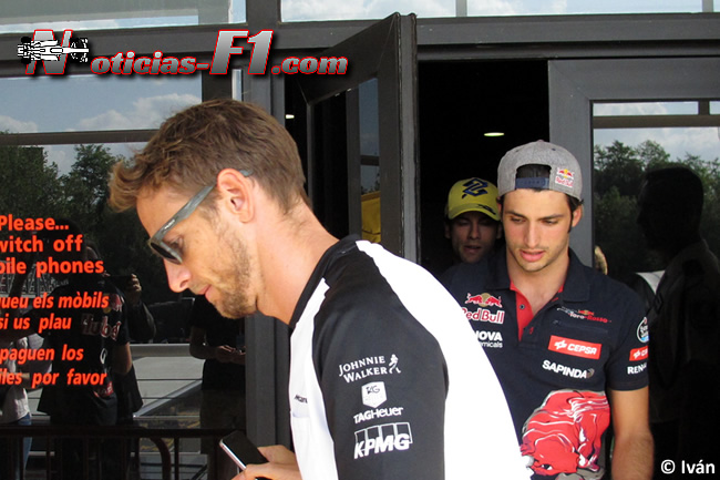 Jenson Button - Carlos Sainz Jr - www.noticias-f1.com