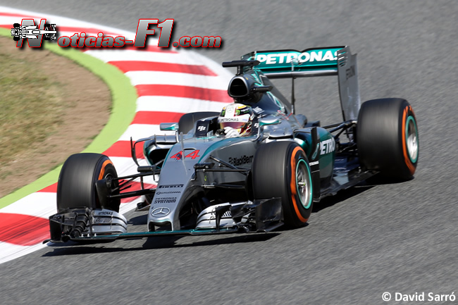 Lewis Hamilton - Mercedes 2015 - David Sarró - www.noticias-f1.com