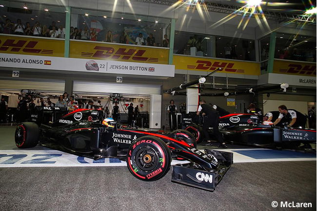 Fernando Alonso - Jenson Button - McLaren - Singapur 2015