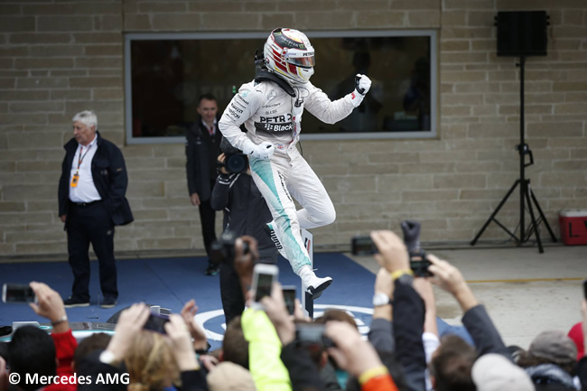 Lewis Hamilton - Mercedes AMG 