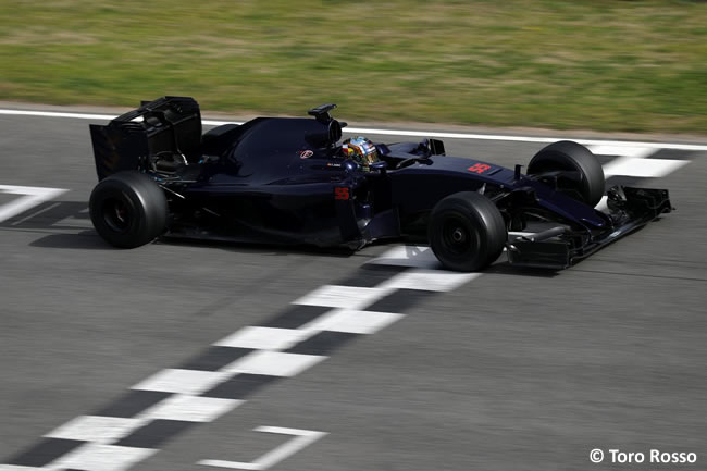 Carlos Sainz - Toro Rosso - 2016