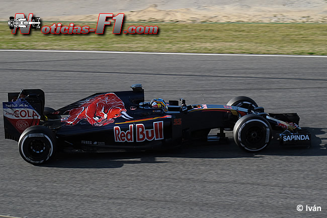 Carlos Sainz - Toro Rosso - STR11 - www.noticias-f1.com