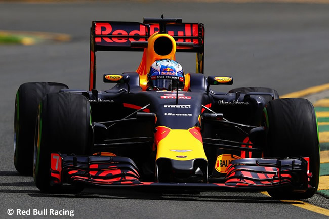 Daniel Ricciardo - Red Bull Racing - Entrenamientos Australia 2016