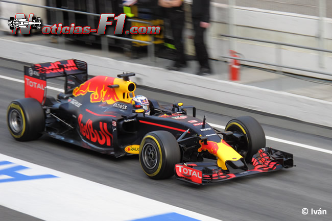 Daniel Ricciardo - Red Bull Racing - RB12 - www.noticias-f1.com
