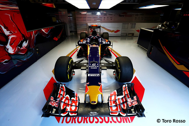 Scuderia Toro Rosso - Presentación - STR11