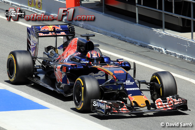 Daniil Kvat - Toro Rosso - 2016 - www.noticias-f1.com - David Sarró