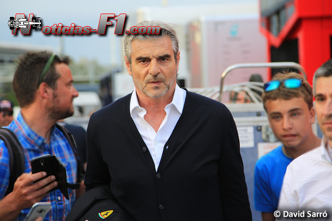 Maurizio Arrivabene - Scuderia Ferrari - 2016 - www.noticias-f1.com - David Sarró