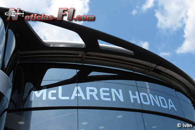 McLaren - Honda - Motorhome - Logo - www.noticias-f1.com