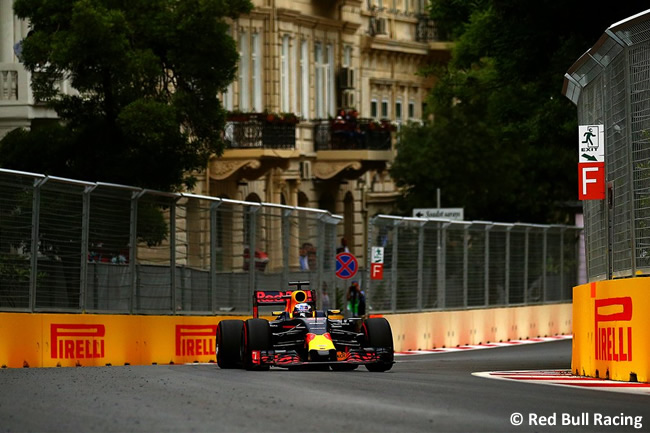 Red Bull Racing - GP Europa 2016 - Bakú