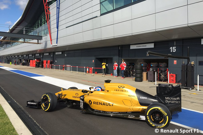Jolyon Palmer - Renault - Test Silverstone 2016 - Día 2