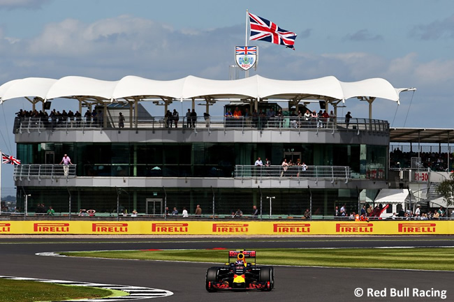 Red Bull Racing - Gran Premio de Gran Bretaña 2016 - Entrenamientos