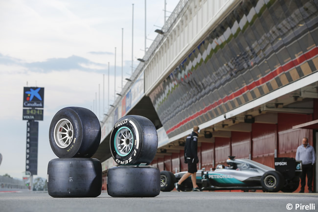 Pirelli - Nico Rosberg - Mercedes - Test desarrollo neumáticos 2017 - Barcelona