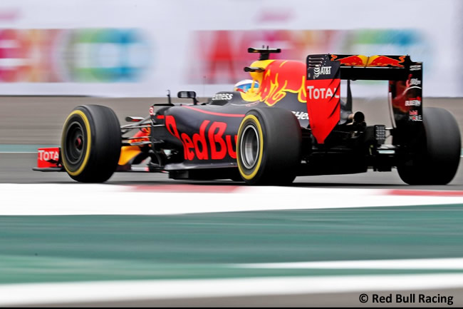 Daniel Ricciardo - Red Bull Racing - GP México 2016 - Viernes