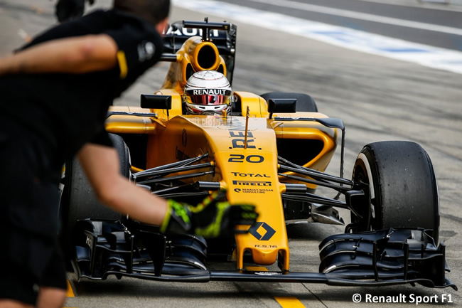 Kevin Magnussen - Renault Sport - Viernes GP Japón 2016