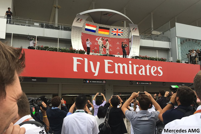 Nico Rosberg - Lewis Hamilton - Max Verstappen - Mercedes AMG - Domingo GP Japón 2016