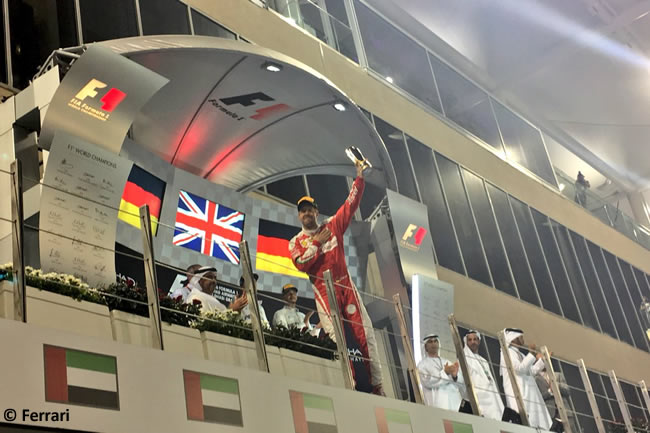 Sebastian Vettel - Ferrari - Carrera GP Abu Dhabi 2016