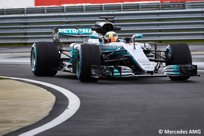 Mercedes W08 EQ Power+ - Presentación 2017