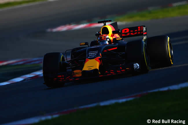 Daniel Ricciardo - Red Bull Racing - Test 2 Barcelona - Pretemporada 2017