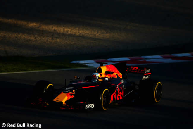 Daniel Ricciardo - Red Bull Racing - Test 2 Barcelona - Pretemporada 2017 - Día 3