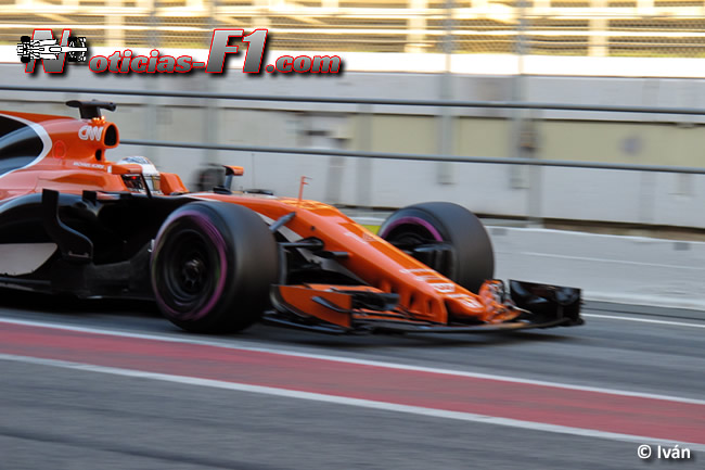 Fernando Alonso - McLaren-Honda - 2017 - www.noticias-f1.com