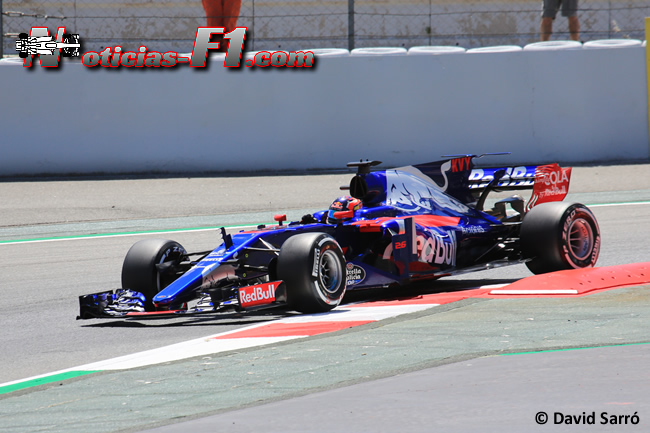 Daniil Kvyat - Toro Rosso - 2017 - David Sarró - www.noticias-f1.com