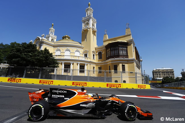 Fernando Alonso - McLaren-Honda - Calificación GP Azerbaiyán 2017