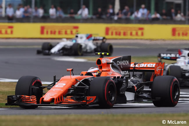 Stoffel Vandoorne - McLaren - Carrera GP Gran Bretaña 2017