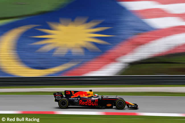 Daniel Ricciardo - Red Bull Racing - GP Malasia 2017 - Entrenamientos