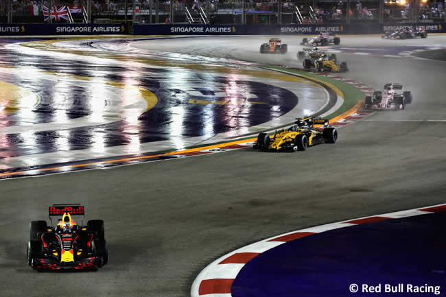 Daniel Ricciardo - Toro Rosso - Carrera - GP Singapur 2017