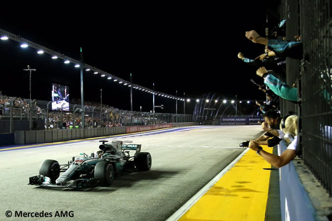 Lewis Hamilton - Mercedes AMG - Carrera - GP Singapur 2017