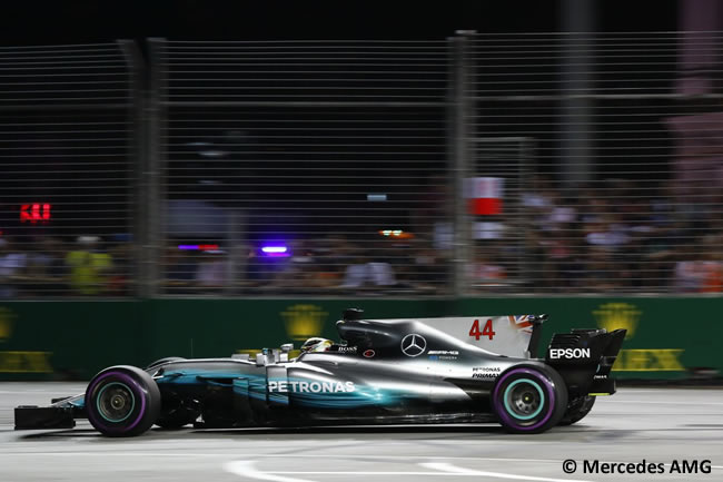 Lewis Hamilton - Mercedes AMG - Calificación GP Singapur 2017