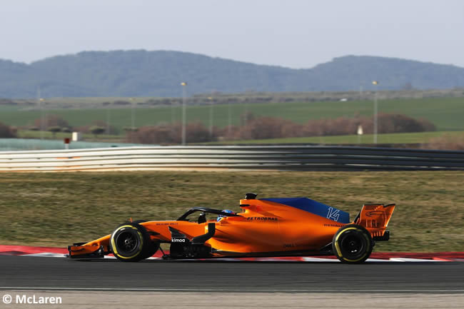 McLaren MCL33 Lateral