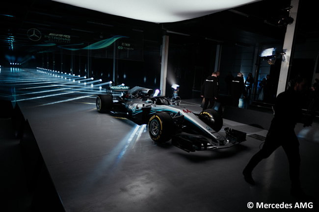 Mercedes AMG - F1 W09 - 2018 - Presentación