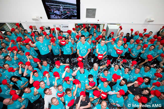 Celebración Mercedes AMG 2018 - Sedes - Ganador Campeonato