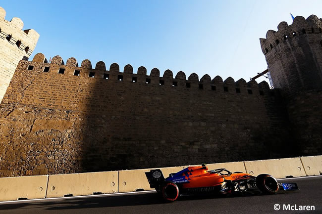 Carlos Sainz - McLaren - GP Azerbaiyan - Viernes