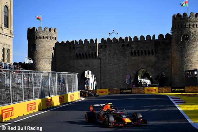 Max Verstappen - Red Bull Racing - GP - Azerbaiyán - Carrera - 2019