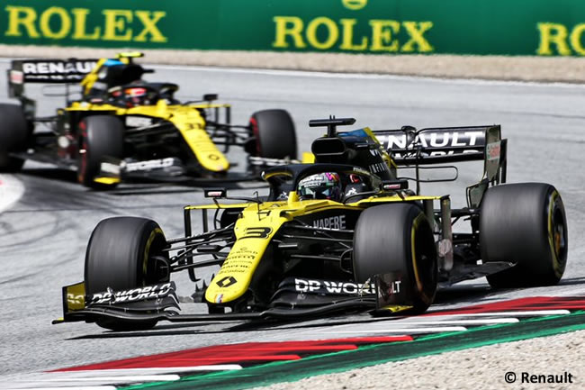 Daniel Ricciardo - Esteban Ocon - Renault - Carrera - GP de Estiria 2020